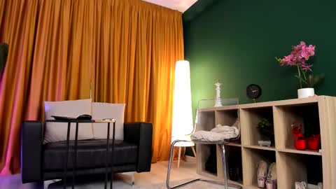 torri kitten online show from 10.01.25