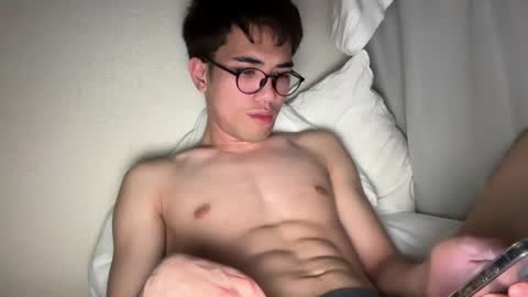 Snapshot of toshikaro0 chatting on 03.02.25 Karo online show from 03.02.25