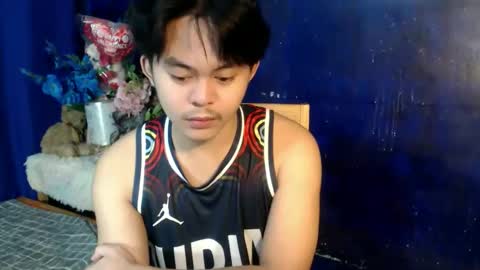 Snapshot of toshirokunn chatting on 11.13.25 Toshiro online show from 11.13.25