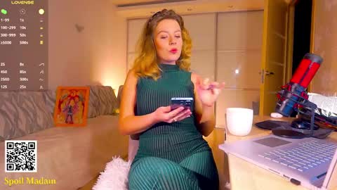 Madam Viktoria   Vacation in Portugal  2811 - 0412 online show from 02.20.25