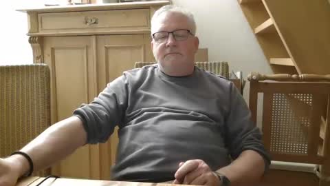 Snapshot of toto758 chatting on 02.18.25 toto758 online show from 02.18.25