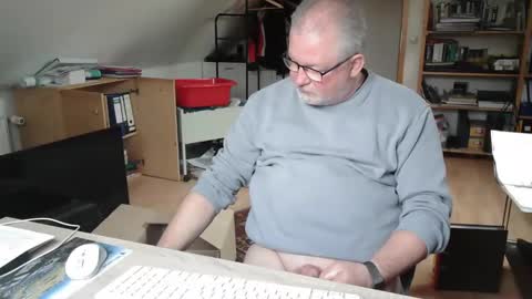 Snapshot of toto758 chatting on 10.13.25 toto758 online show from 10.13.25