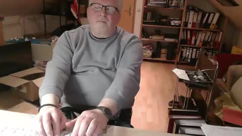 Snapshot of toto758 chatting on 02.05.26 toto758 online show from 02.05.26