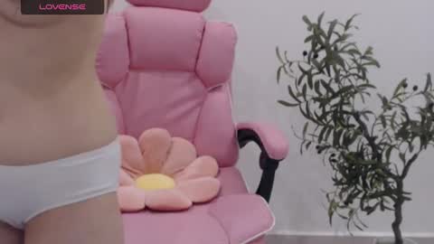 Angelina online show from 12.19.25