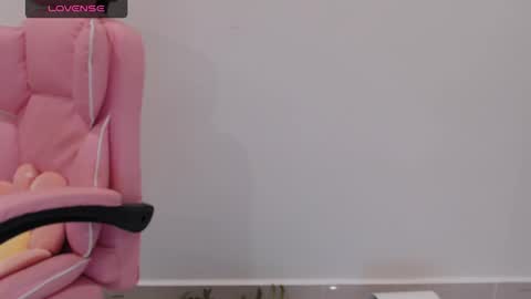 Angelina online show from 01.05.26