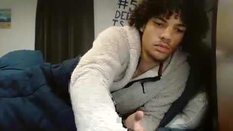 Snapshot of totxxx335 chatting on 09.20.25 totxxx335 online show from 09.20.25