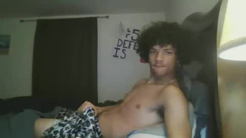 Snapshot of totxxx335 chatting on 11.18.25 totxxx335 online show from 11.18.25