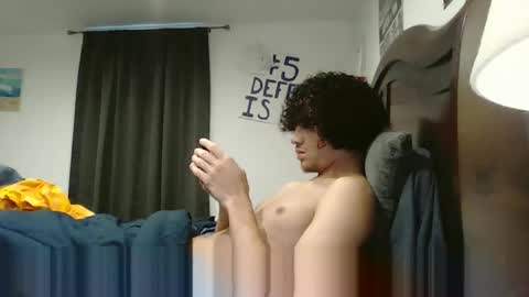 Snapshot of totxxx335 chatting on 12.17.25 totxxx335 online show from 12.17.25