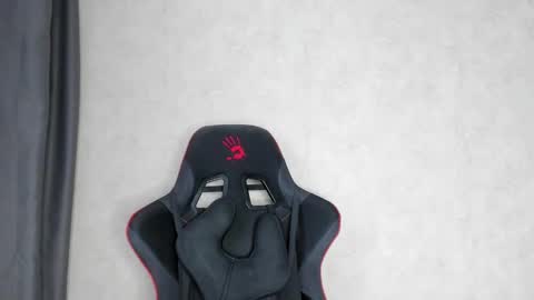 Snapshot of touch_me8 chatting on 01.14.25 Arti online show from 01.14.25