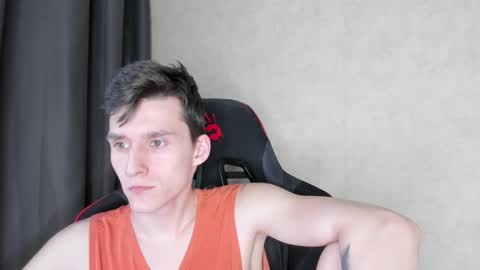 Snapshot of touch_me8 chatting on 02.05.25 Arti online show from 02.05.25