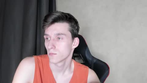 Snapshot of touch_me8 chatting on 02.05.25 Arti online show from 02.05.25