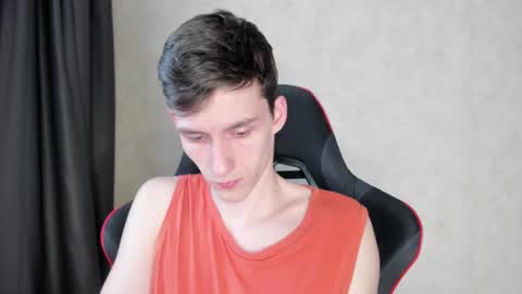 Snapshot of touch_me8 chatting on 02.09.25 Arti online show from 02.09.25