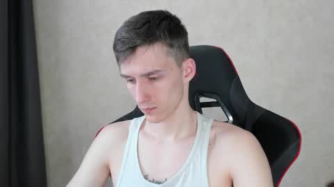 Snapshot of touch_me8 chatting on 03.06.25 Arti online show from 03.06.25