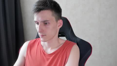 Snapshot of touch_me8 chatting on 03.11.25 Arti online show from 03.11.25