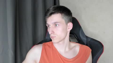 Snapshot of touch_me8 chatting on 03.12.25 Arti online show from 03.12.25