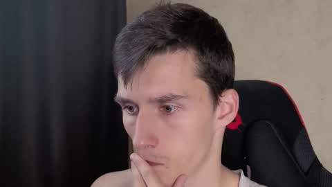 Snapshot of touch_me8 chatting on 09.10.25 Arti online show from 09.10.25