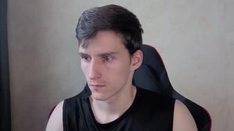 Snapshot of touch_me8 chatting on 10.14.25 Arti online show from 10.14.25