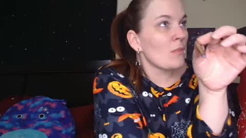 Snapshot of toxiclilly chatting on 10.26.25 Lilly Miss Mistress Goddess Maam Queen Boss online show from 10.26.25