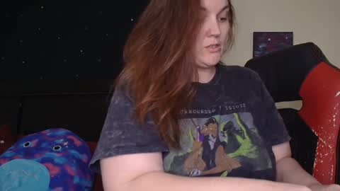 Snapshot of toxiclilly chatting on 10.29.25 Lilly Miss Mistress Goddess Maam Queen Boss online show from 10.29.25