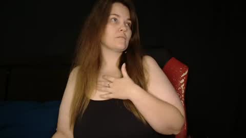 Snapshot of toxiclilly chatting on 07.19.26 Lilly Miss Mistress Goddess Maam Queen Boss online show from 07.19.26