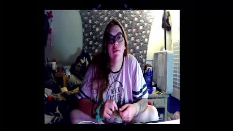 Toxiclove1311 online show from 10.20.25