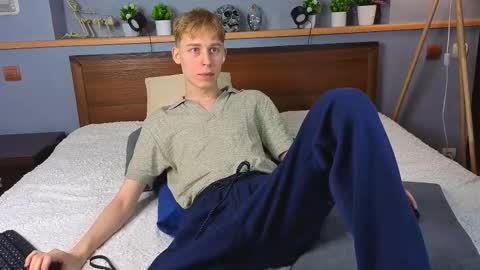 Snapshot of toxicpassion chatting on 02.07.26 Max online show from 02.07.26