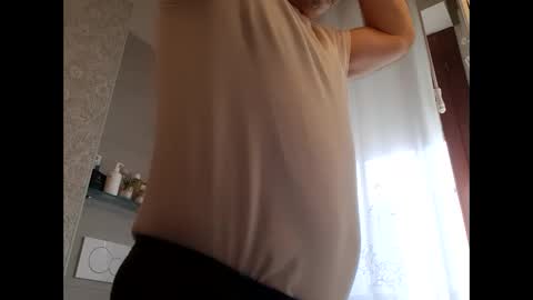 Snapshot of tra649167 chatting on 12.03.25 tra649167 online show from 12.03.25