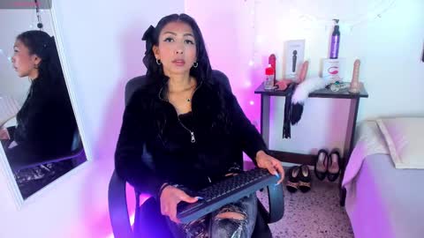 tracy online show from 10.13.25