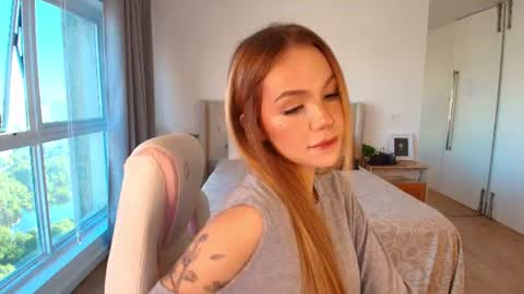Snapshot of tracy_tay1or chatting on 07.02.26 Tracy GMT2 Mon 3 AM - 4 PM Tue 3 AM - 4 PM Wed 3 AM - 4 PM Thur 3 AM - 4 PM Fri 3 AM - 4 PM online show from 07.02.26
