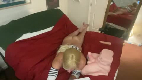 USA GURL online show from 12.03.24