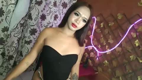 transandrea18 online show from 04.17.26