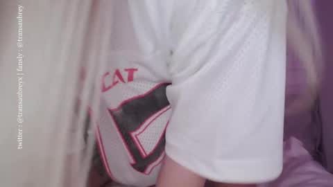 Snapshot of transaubrey chatting on 09.25.25 aubrey 3 online show from 09.25.25