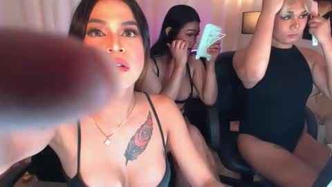 Snapshot of transgoddessselena chatting on 11.03.25 Selena the real cummer online show from 11.03.25