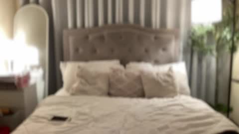 Selena the real cummer online show from 04.21.26