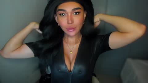 Snapshot of transnextdoor_ chatting on 12.26.24 ALMIGHTY GODDESS VALENTINA online show from 12.26.24