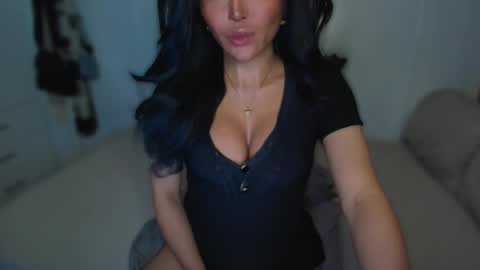 Snapshot of transnextdoor_ chatting on 03.02.25 ALMIGHTY GODDESS VALENTINA online show from 03.02.25