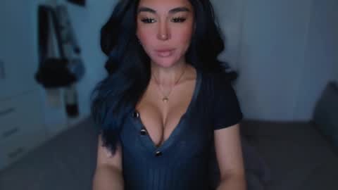 Snapshot of transnextdoor_ chatting on 03.11.25 ALMIGHTY GODDESS VALENTINA online show from 03.11.25