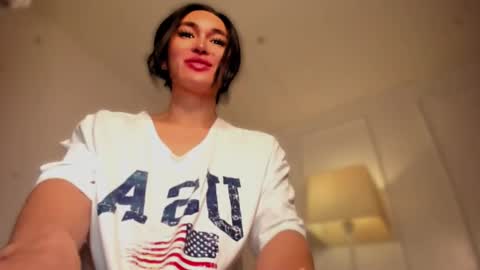 Snapshot of transnextdoor_ chatting on 09.19.25 ALMIGHTY GODDESS VALENTINA online show from 09.19.25