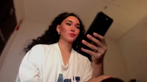 Snapshot of transnextdoor_ chatting on 09.25.25 ALMIGHTY GODDESS VALENTINA online show from 09.25.25