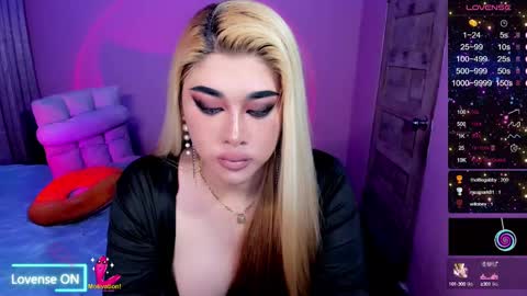 BELLA online show from 03.10.25