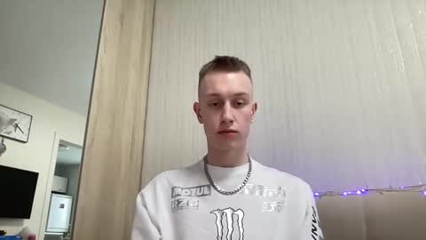 Travis online show from 04.01.26