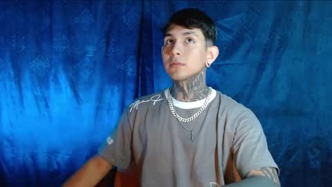 TRAV - INDEPENDENT MODEL online show from 12.25.24