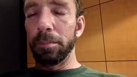 treedude303720 online show from 10.12.25