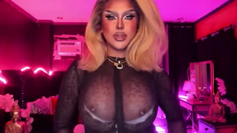 Snapshot of tremendouscockdestroyer chatting on 09.11.25 Jade online show from 09.11.25