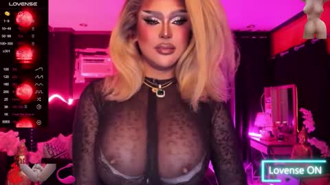 Snapshot of tremendouscockdestroyer chatting on 09.14.25 Jade online show from 09.14.25