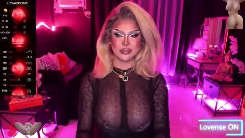 Snapshot of tremendouscockdestroyer chatting on 09.18.25 Jade online show from 09.18.25