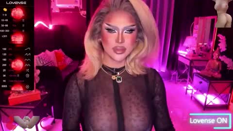 Snapshot of tremendouscockdestroyer chatting on 09.19.25 Jade online show from 09.19.25