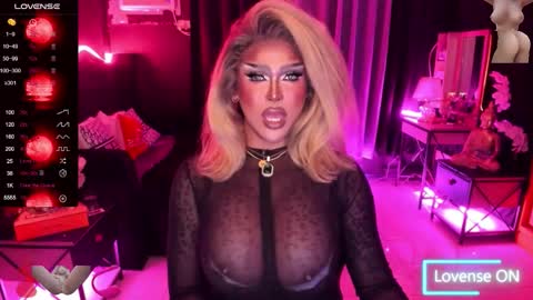 Snapshot of tremendouscockdestroyer chatting on 09.28.25 Jade online show from 09.28.25