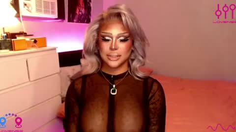 Snapshot of tremendouscockdestroyer chatting on 06.26.26 Jade online show from 06.26.26