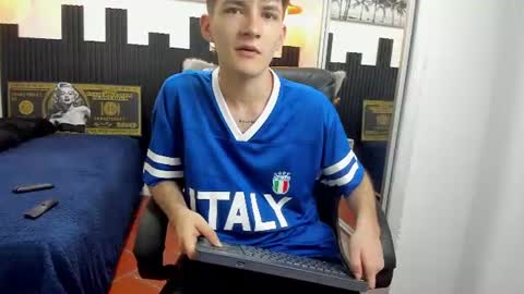Snapshot of trevor_mob chatting on 06.13.26 trevor_mob online show from 06.13.26